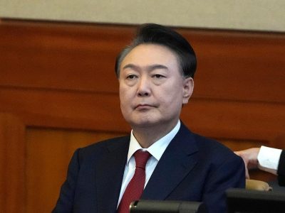 尹锡悦涉嫌妨碍逮捕案三审获刑7年