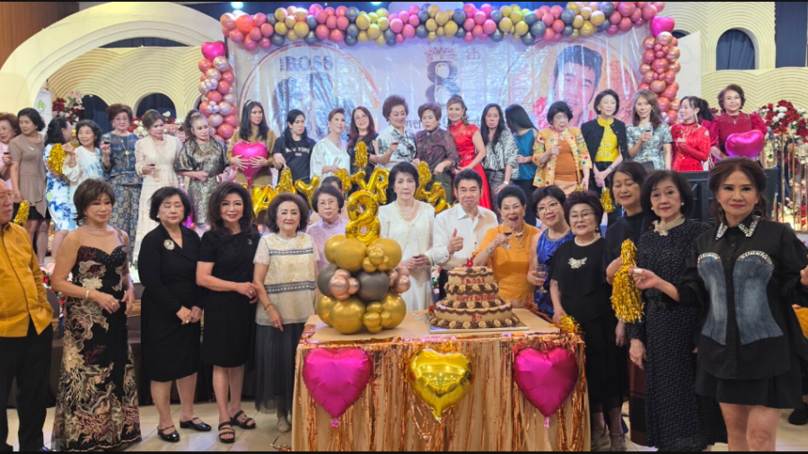 歌声传情谊 共谱美好乐章雅加达THE B.O.S.S歌友团欢庆成立八周年
