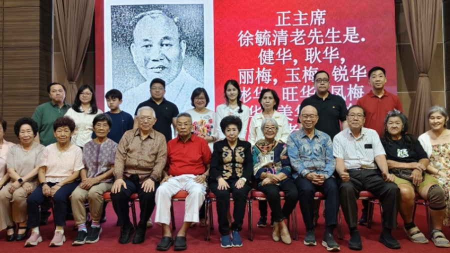 百年弦歌不辍 感恩精神永传雅加达老平学校举行百年校庆盛典