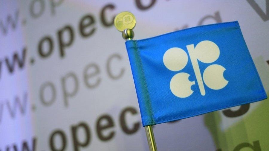 “欧佩克+”主要产油国决定9月继续增产
