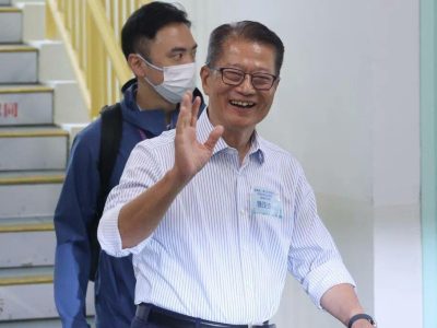 陈茂波：香港上半年经济增长强于预期 将上调全年增长预测