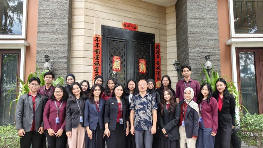 黄河总领事为印尼外交政策协会苏北大学分会举办专题讲座