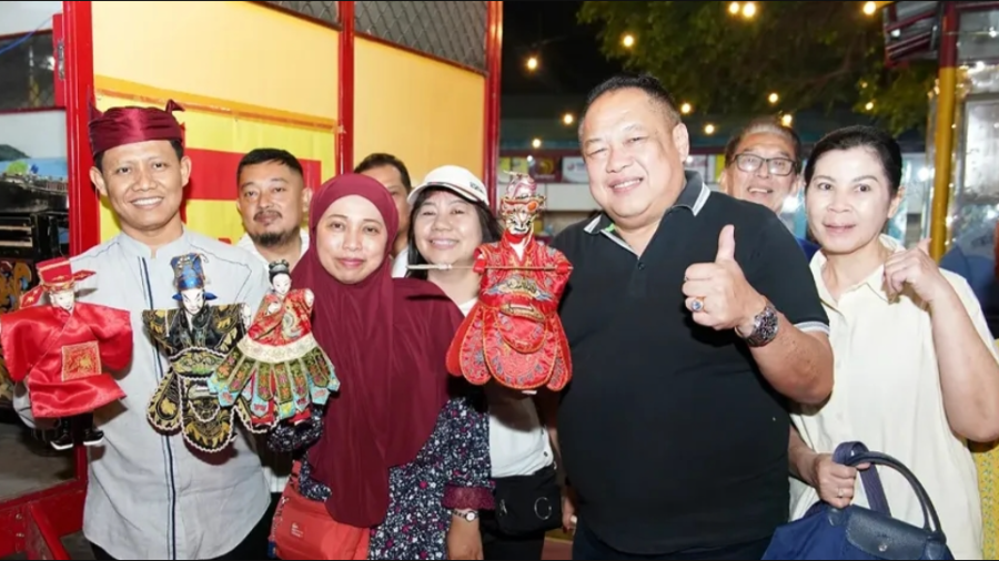 守护传统于时代洪流之中布袋戏在慈德宫上演