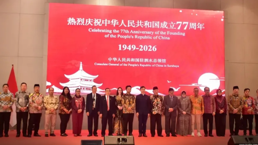 中国驻泗水总领馆举办77周年国庆招待会