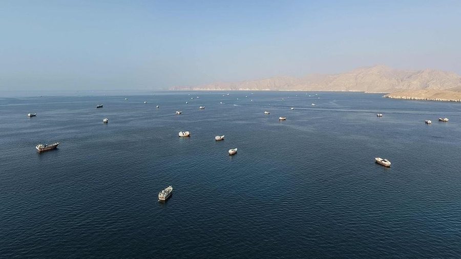 伊朗海军警告美国不要“再次误判”