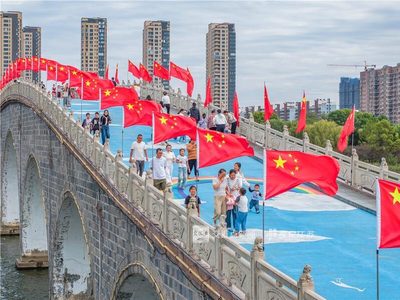 中国多地倡“节俭过国庆”官媒赞把“过紧日子”落到行动