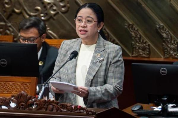 全体会议批准《资产没收法案》为国会倡议法案