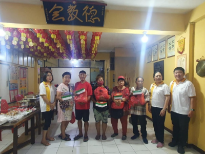 传递节日温情，关怀弱势群体 三宝垄德教会明保善阁举行中秋亮灯笼及分发爱心包活动