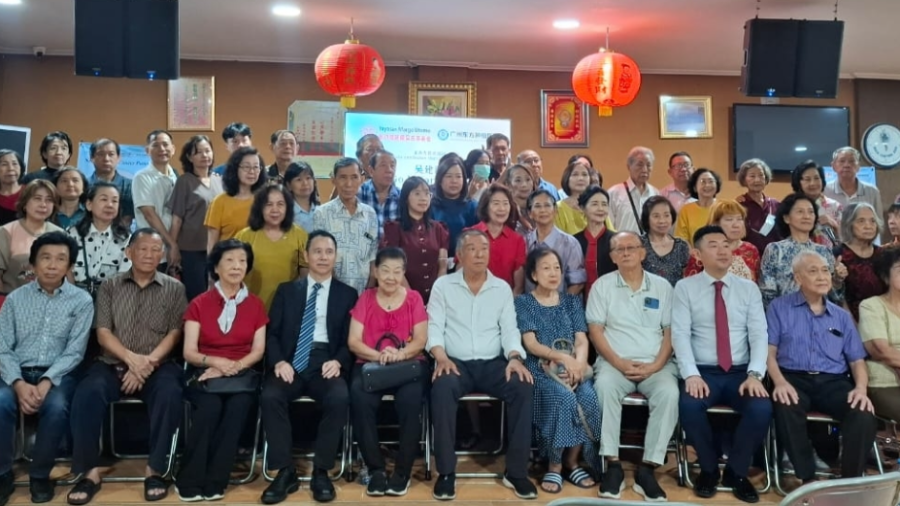 东爪哇延陵吴氏宗亲会与广州东方肿瘤医院举办肿瘤治疗技术研讨会