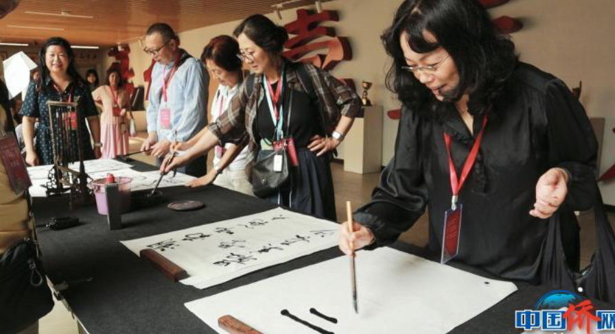 从“学中文”到“懂中国”海外华文教育多元发展