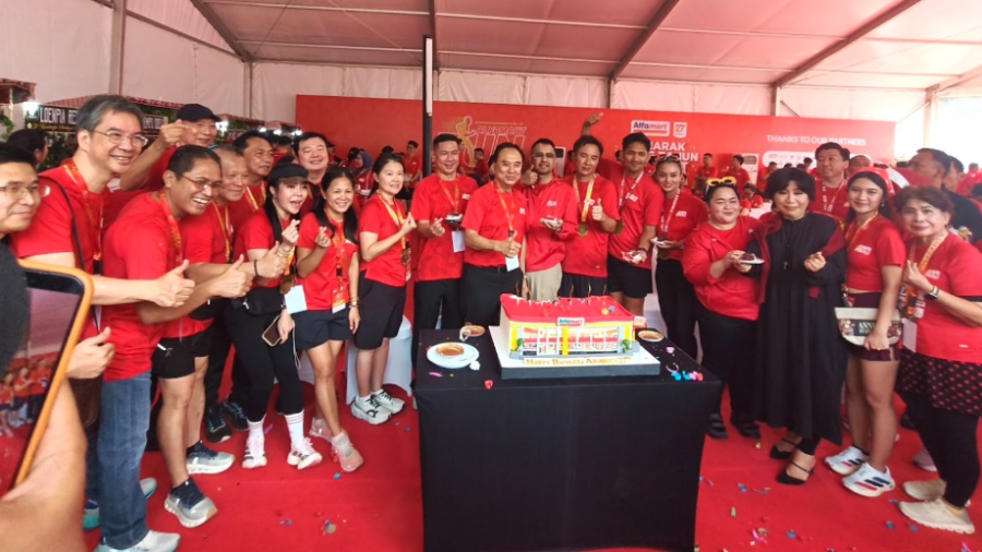 欢庆Alfamart成立27周年Alfamart Run 2026吸引5000名跑步者参与总奖金8亿印尼盾并设抽奖