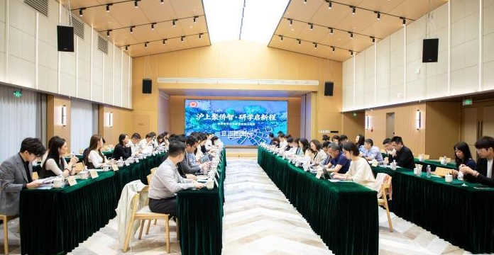 侨界青年企业家走进上海金山以侨智赋能区域高质量发展